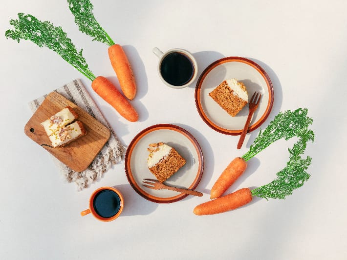 Ryokotomo - Starbucks Carrot Cake Image 1