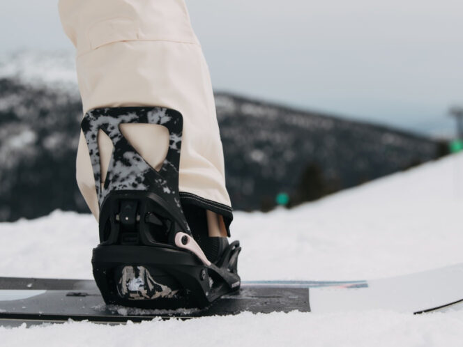 
					Burton Step On Tersedia untuk Disewa di Resor Ski Inawashiro