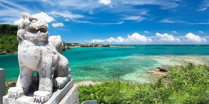 
					Okinawa, Jepang dikenal sebagai salah satu surga tropis tersembunyi