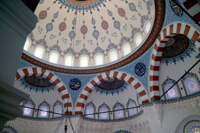 
					Pesona 5 Masjid di Jepang, Simbol Toleransi dan Keindahan Arsitektur
