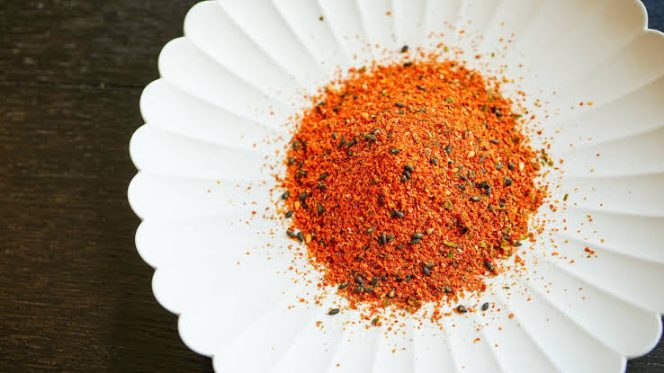 
					Shichimi Togarashi, Bumbu Cabai Bubuk Jepang yang Bikin Ketagihan