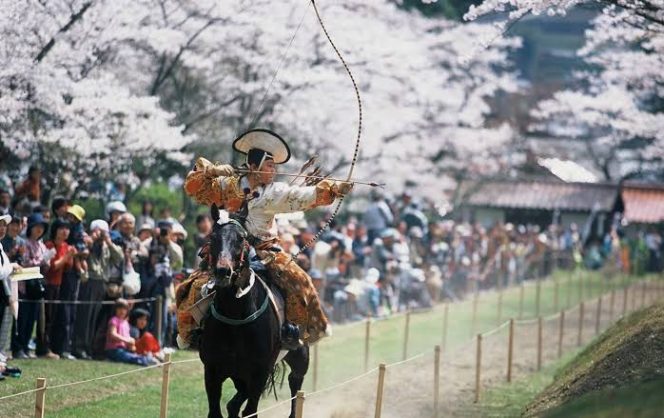 
					Tradisi Yabusame: Memanah di Atas Kuda, Ritual Elit Samurai Jepang