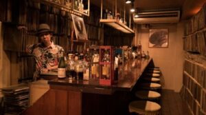 Ryokotomo - 7 Kafe Terunik di Shimokitazawa Dari Jazz Hingga Crepes ala Ghibli 68ad564e19844 7 Kafe Terunik Di Shimokitazawa: Dari Jazz Hingga Crepes Ala Ghibli