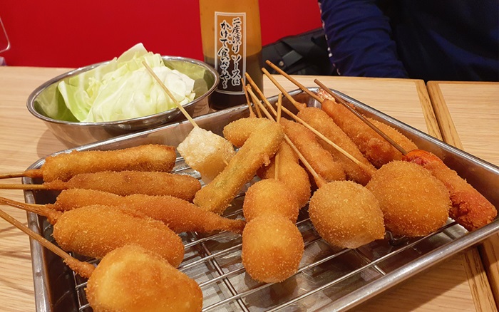 Rekomendasi Makanan Jalanan Saat Berkunjung Ke Dotonbori
