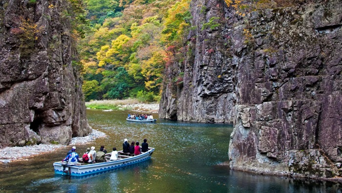 Ryokotomo - Rekomendasi Tempat Wisata di Hiroshima Saat Musim Panas 68b157cc6a766 Rekomendasi Tempat Wisata Di Hiroshima Saat Musim Panas